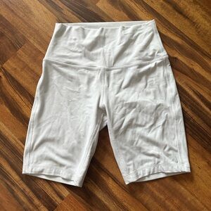 Lululemon Align High-Rise Short 8" inseam in White